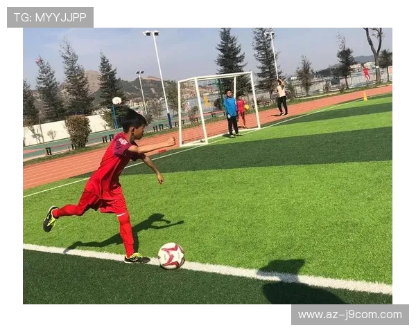 围绕冕宁县小学足球发展打造校园体育全面提升的创新战略路径实践